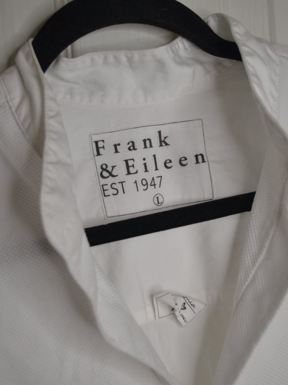 Frank & Eileen Victoria Italian Tuxedo Shirt Oversized Fit - Picture 6 of 9